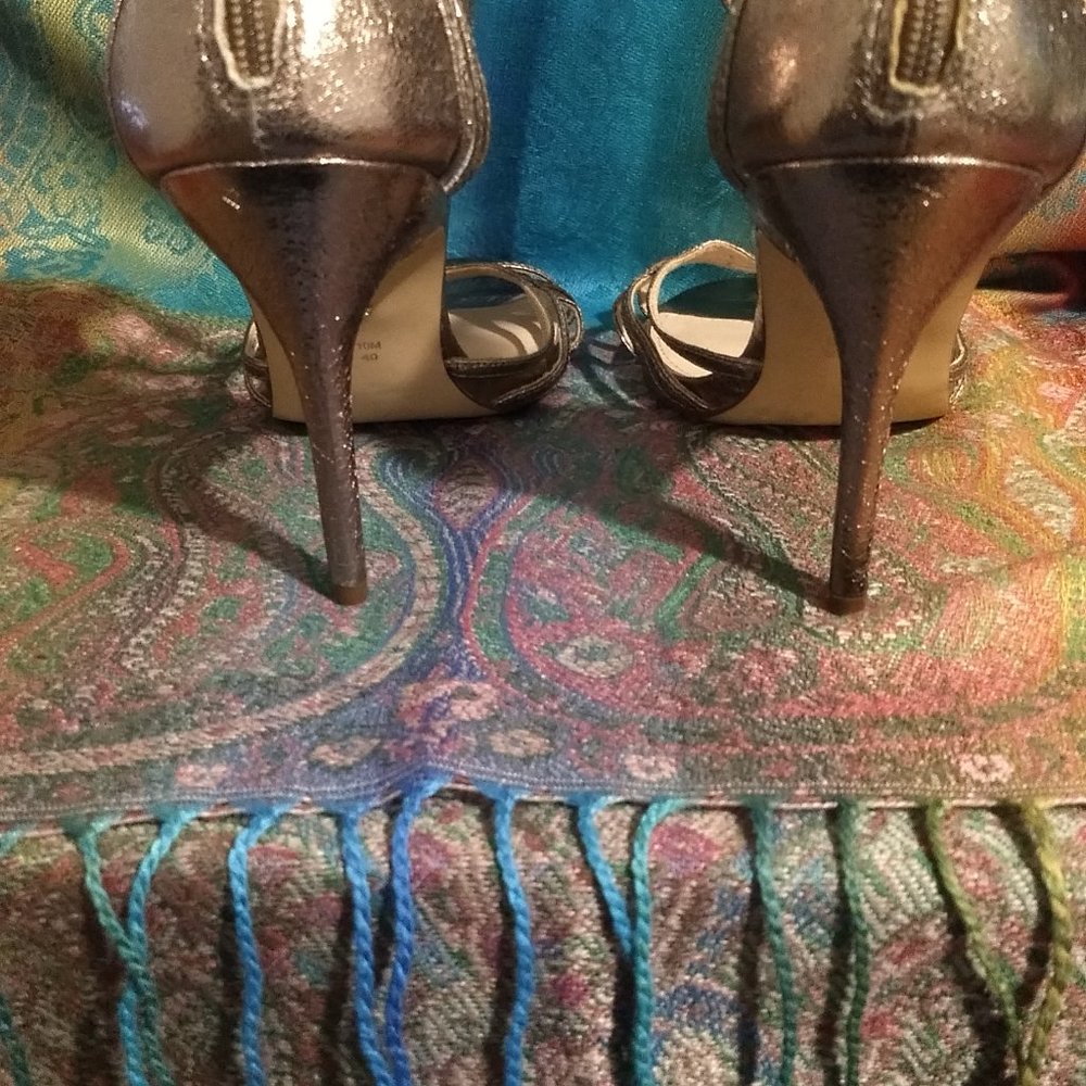 Shoe Love - Picture 2 of 3